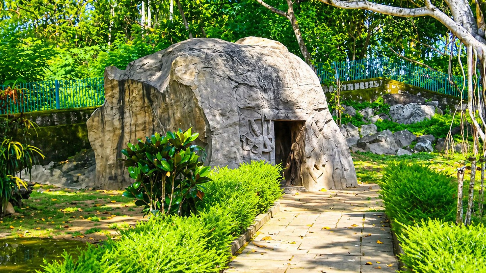 Vizhinjam Rock Cut Cave Temple